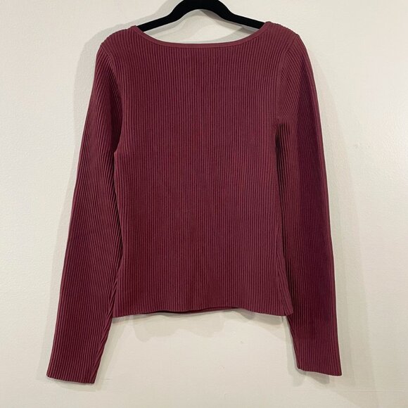 Last Chance! New Aritzia Sculpt Knit Sweetheart Sweater Grapevine Red Small $98 - Picture 4 of 7